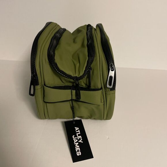 Atley James Green Toiletry  Bag - Picture 2 of 4